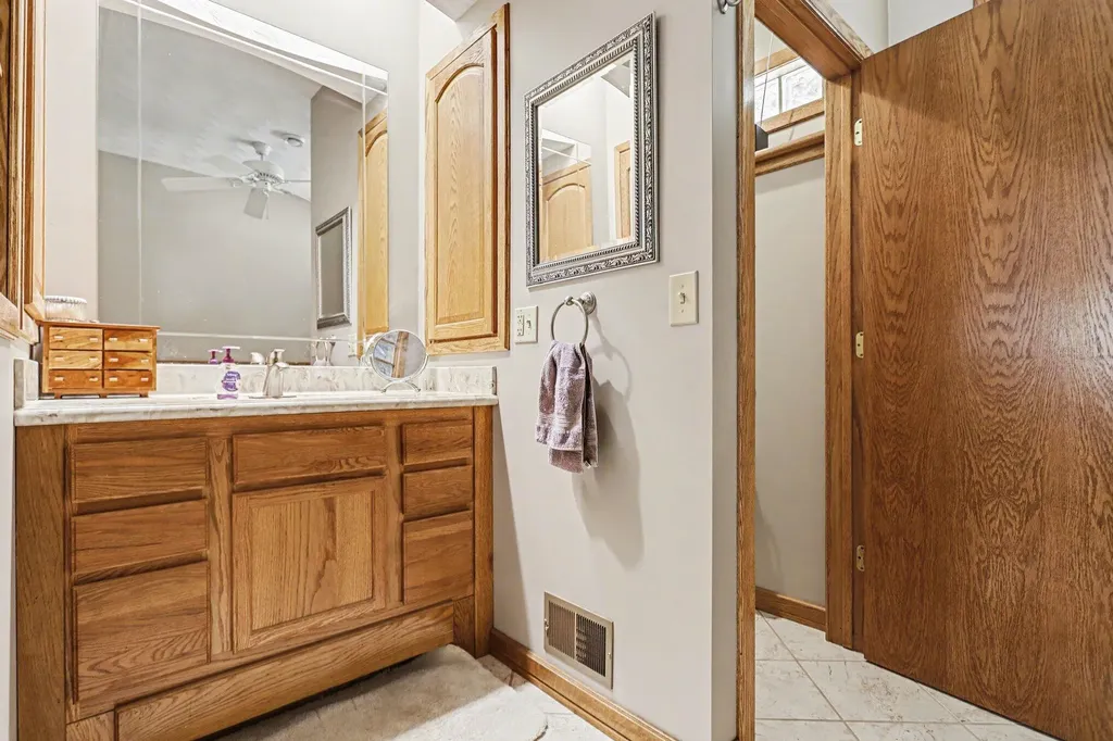 8362 E River Road Emmett Charter Township MI 49014