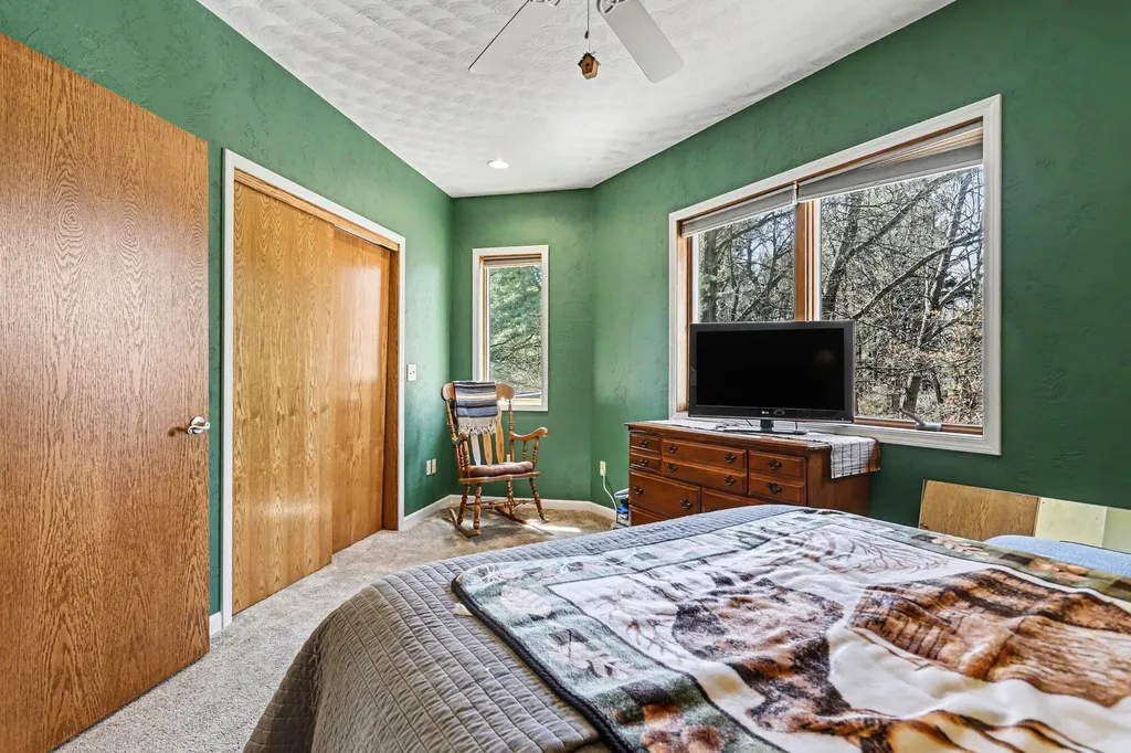 8362 E River Road Emmett Charter Township MI 49014