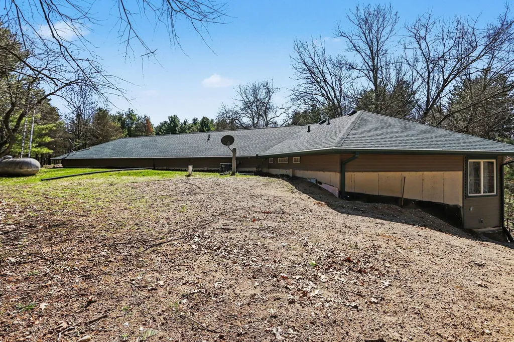 8362 E River Road Emmett Charter Township MI 49014