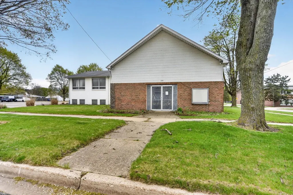 310 E Green Street Marshall City MI 49068