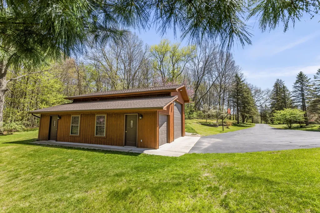 10189 I Drive S Newton Township MI 49033