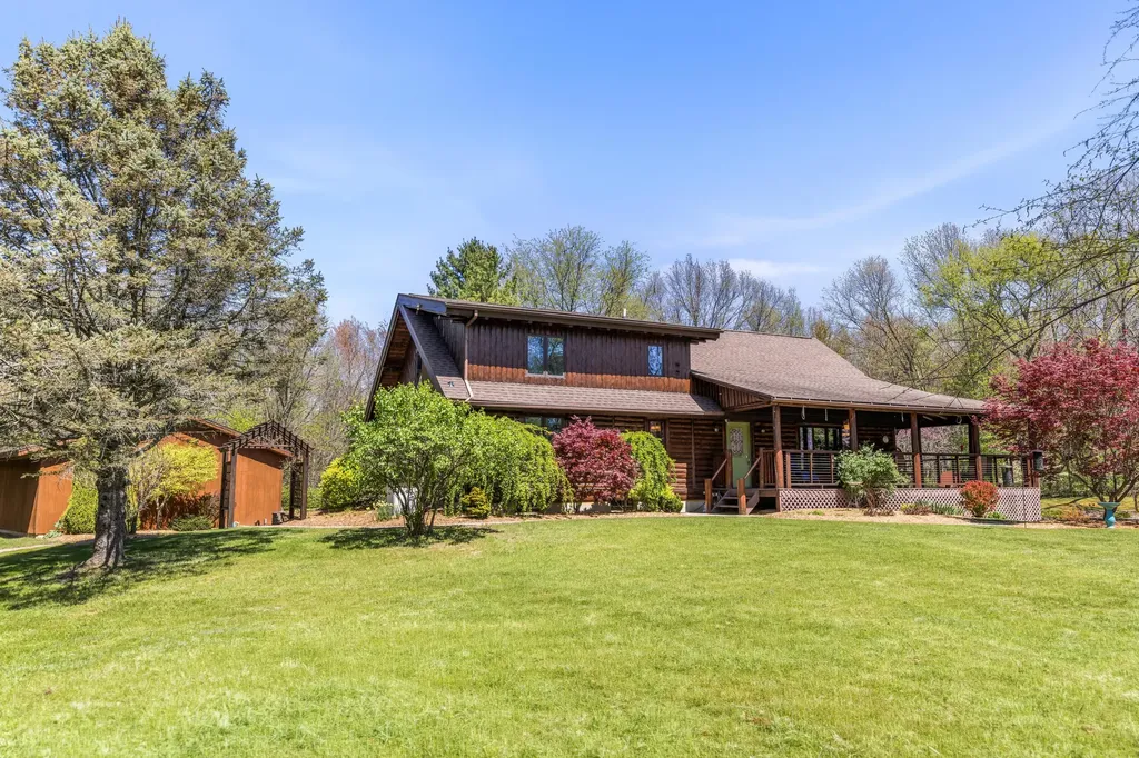 10189 I Drive S Newton Township MI 49033