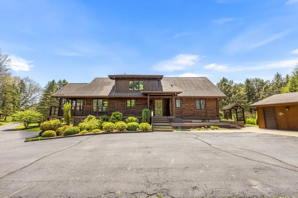 10189 I Drive S Newton Township MI 49033
