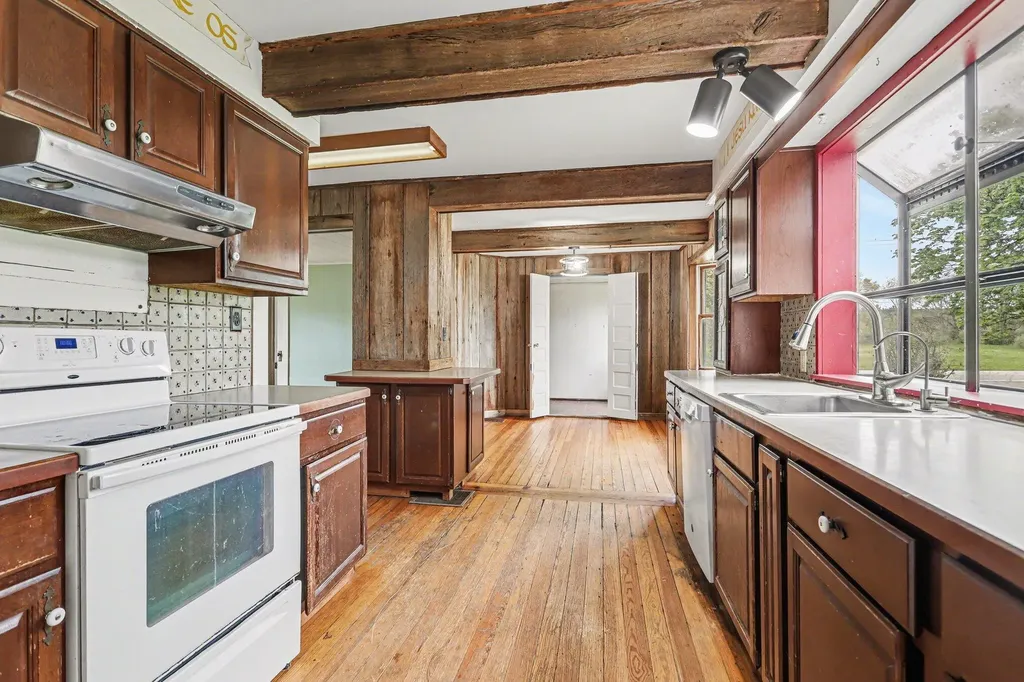 12421 E Michigan Avenue Marshall Township MI 49014