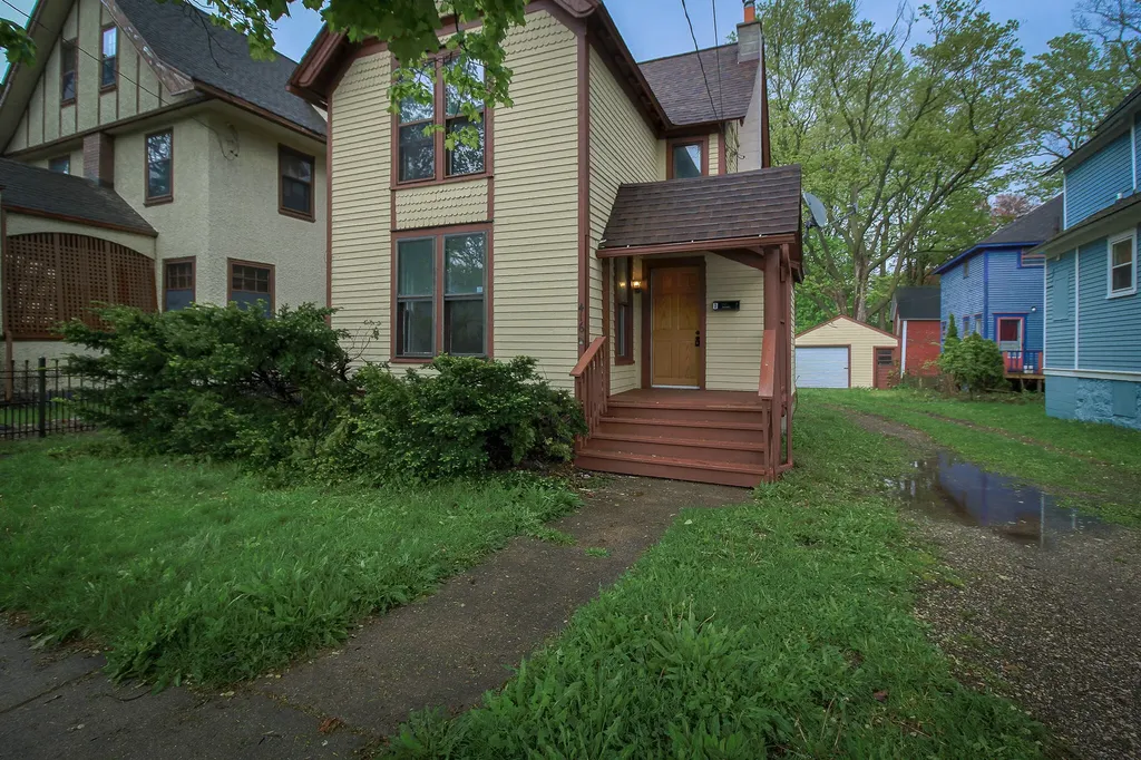 416 Douglas Avenue Kalamazoo City MI 49007