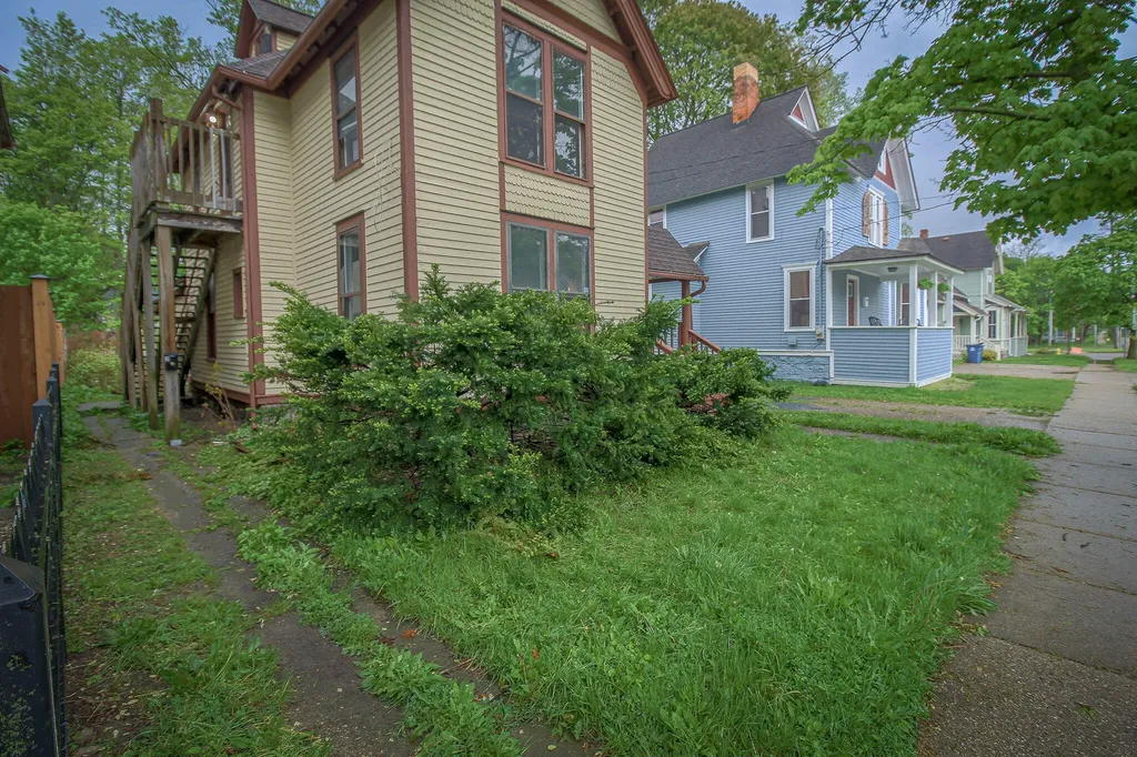 416 Douglas Avenue Kalamazoo City MI 49007