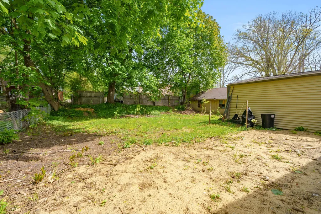 74 Seivour Avenue Battle Creek City MI 49037