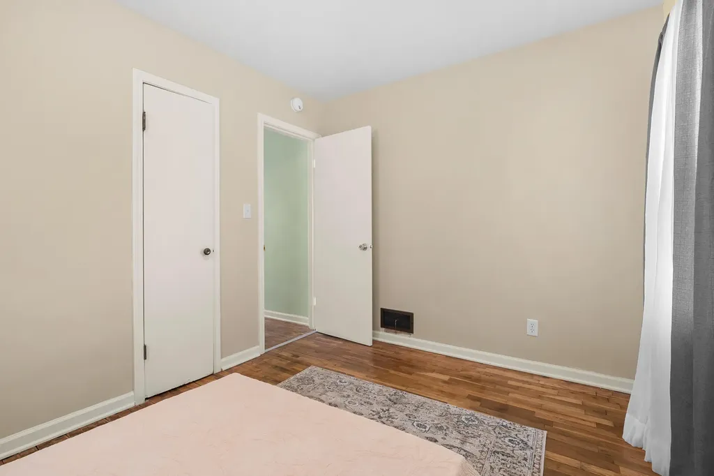74 Seivour Avenue Battle Creek City MI 49037