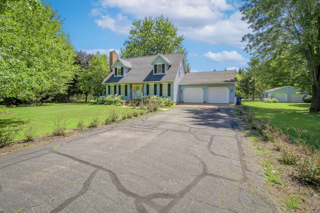 7120 15 1/2 Mile Road Fredonia Township MI 49068