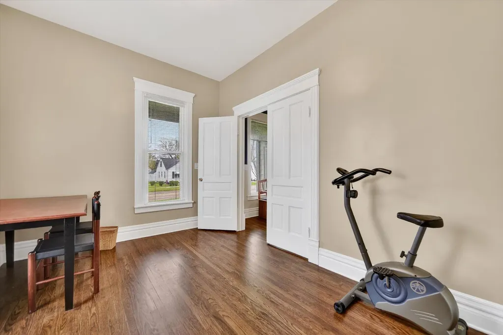 206 Exchange Street Marshall City MI 49068
