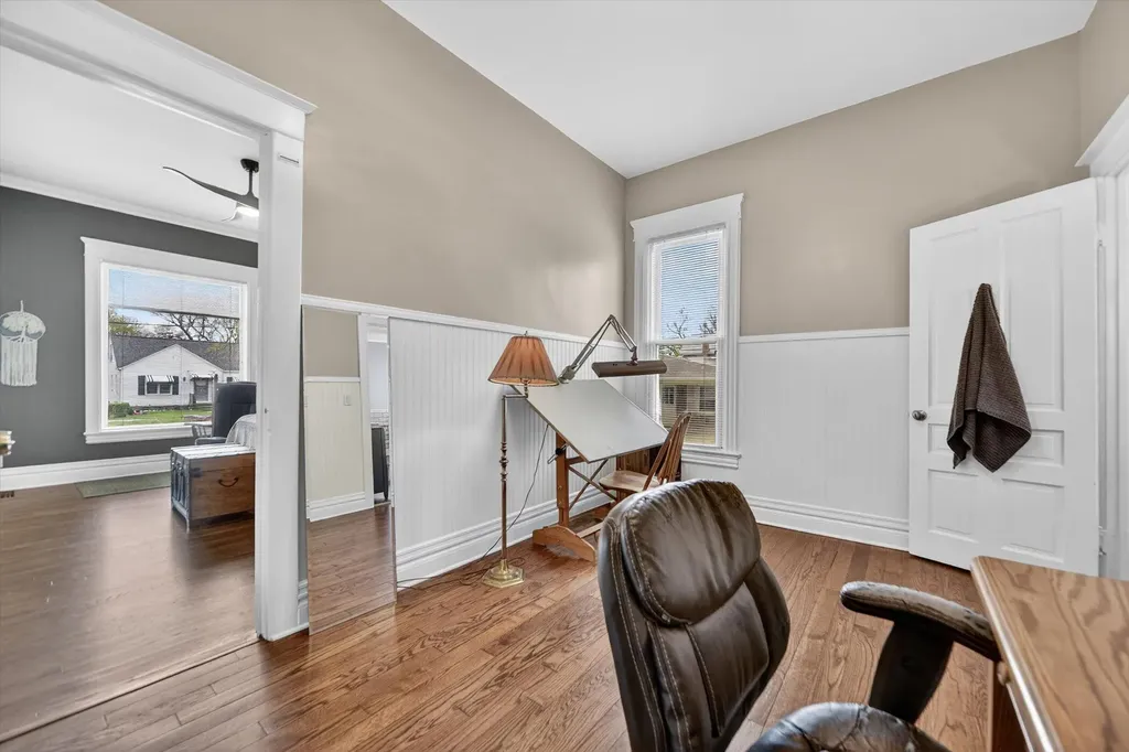 206 Exchange Street Marshall City MI 49068