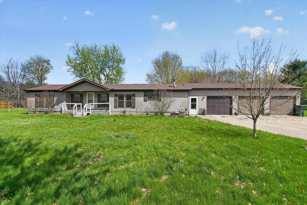 3810 9 1/2 Mile Road Burlington Township MI 49029