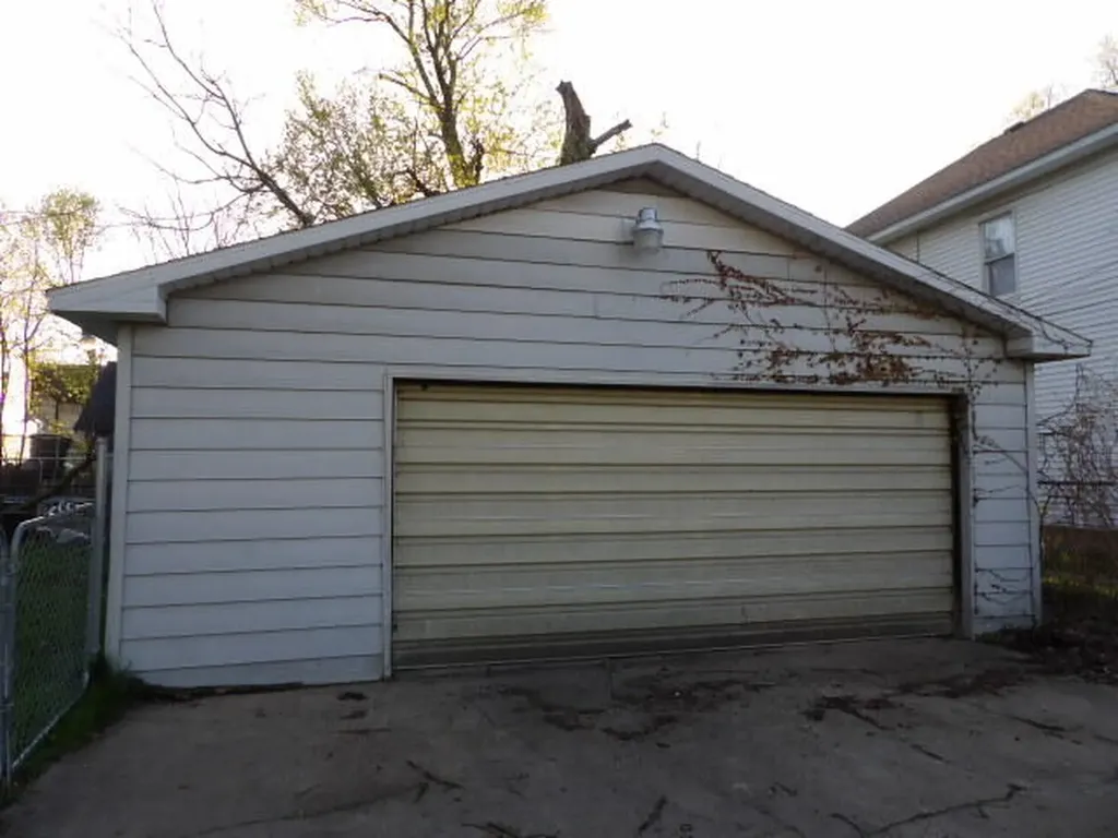 1223 Lake Street Kalamazoo City MI 49001