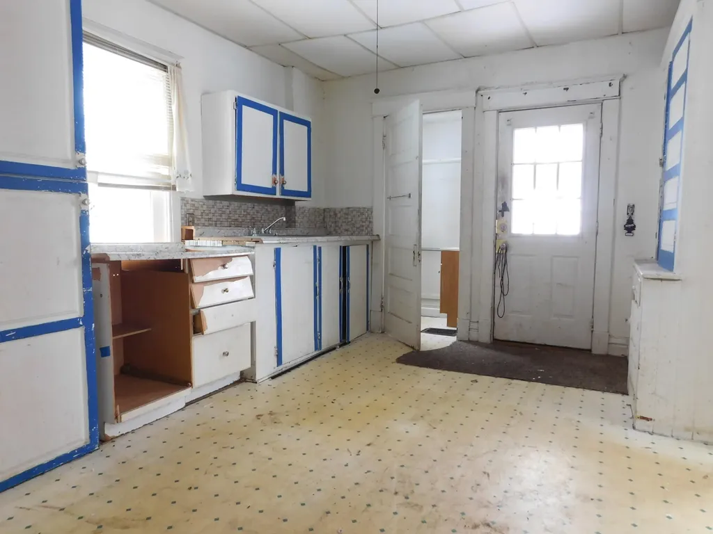 1622 Olive Street Kalamazoo City MI 49001