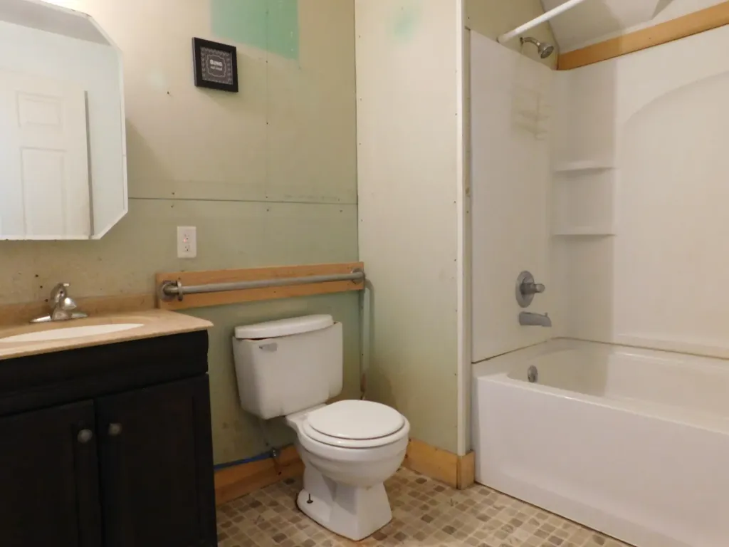 1622 Olive Street Kalamazoo City MI 49001