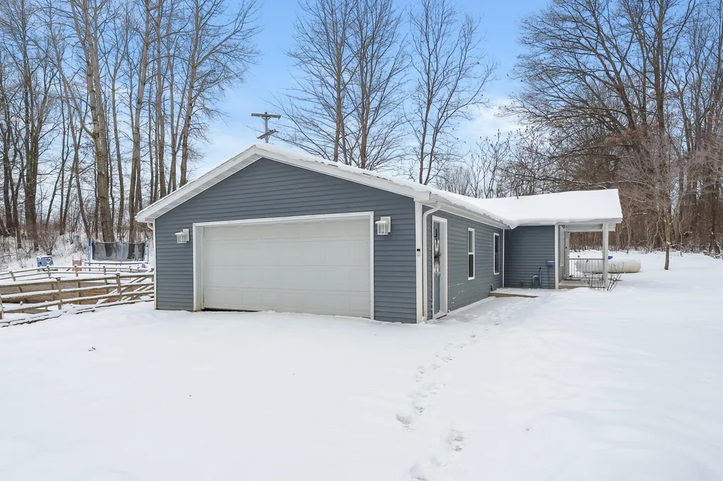6670 Keyes Road Assyria Township MI 49021