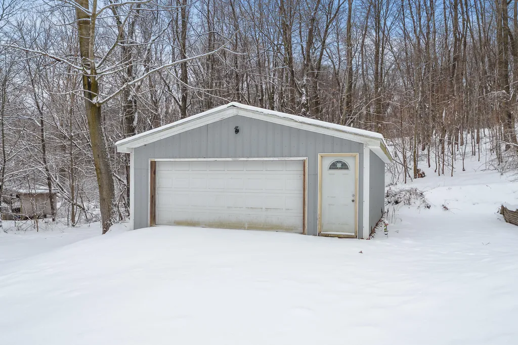 6670 Keyes Road Assyria Township MI 49021