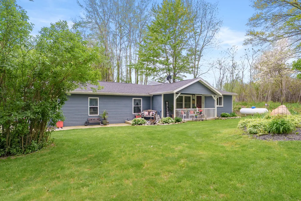 6670 Keyes Road Assyria Township MI 49021