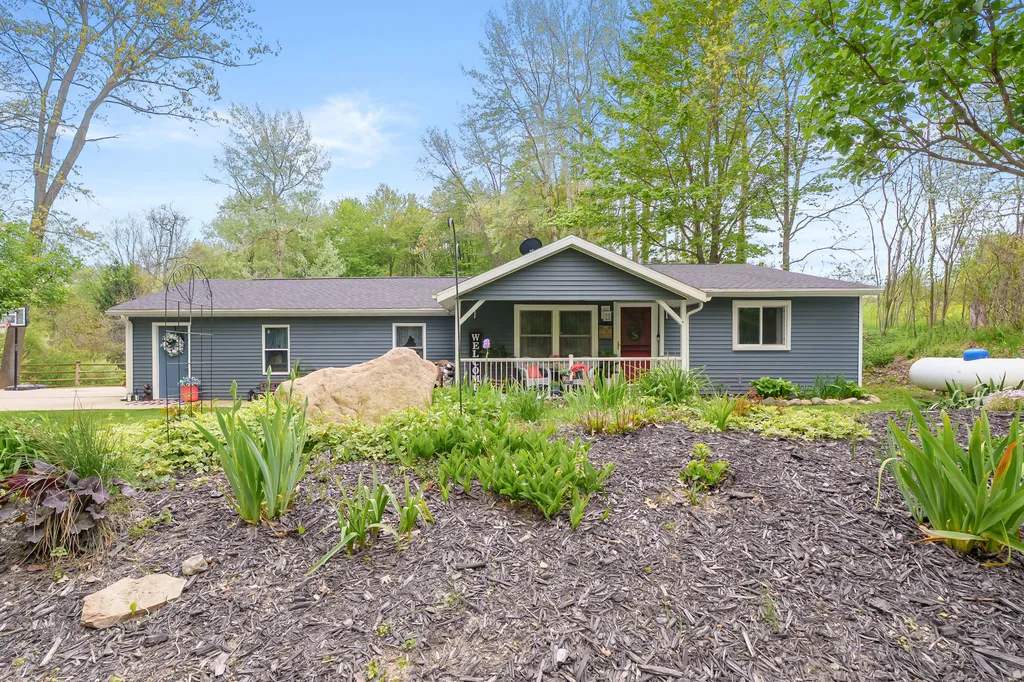 6670 Keyes Road Assyria Township MI 49021