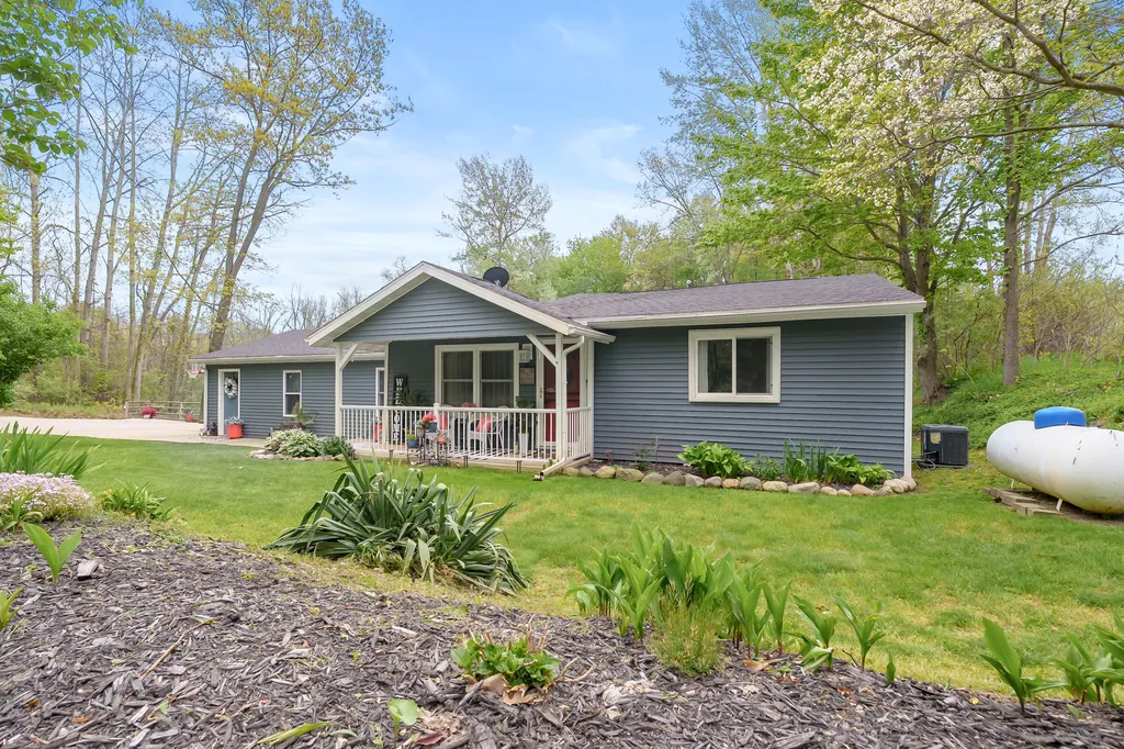 6670 Keyes Road Assyria Township MI 49021