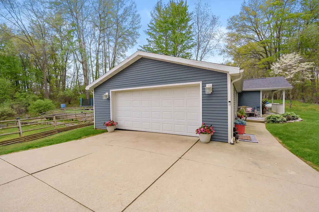6670 Keyes Road Assyria Township MI 49021