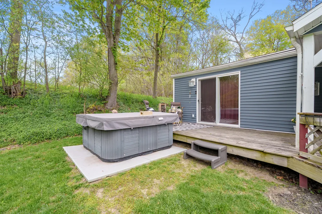 6670 Keyes Road Assyria Township MI 49021