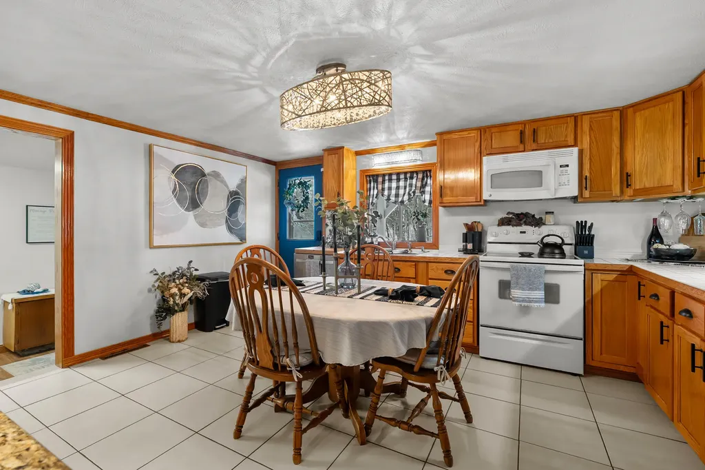 6670 Keyes Road Assyria Township MI 49021