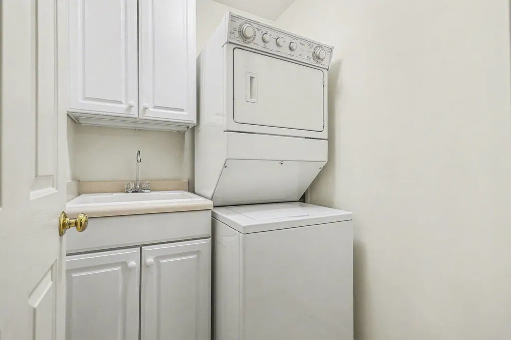 212 Chauncey Court Marshall City MI 49068