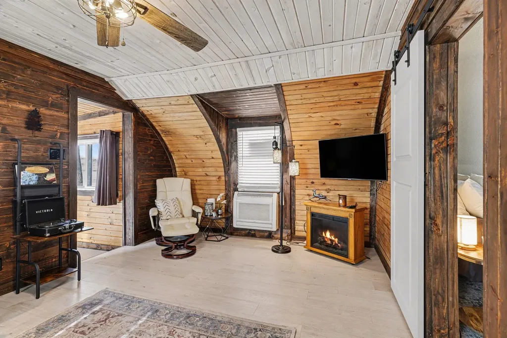 642 Swains Lake Drive Pulaski Township MI 49237