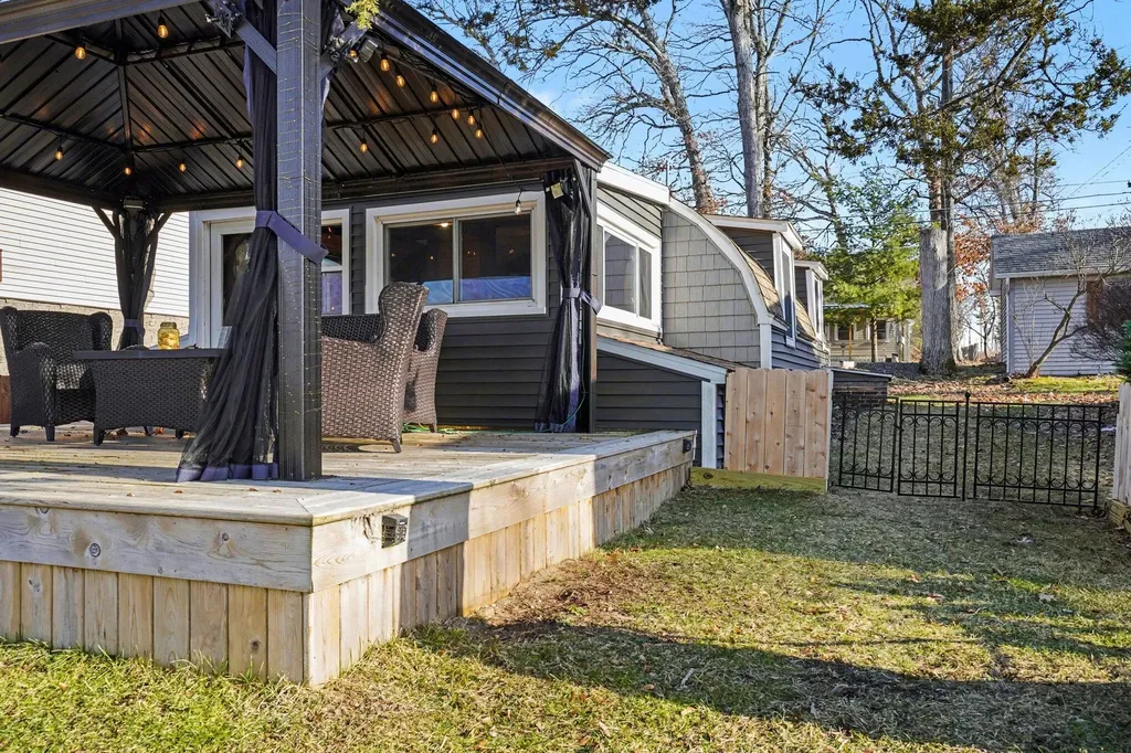 642 Swains Lake Drive Pulaski Township MI 49237