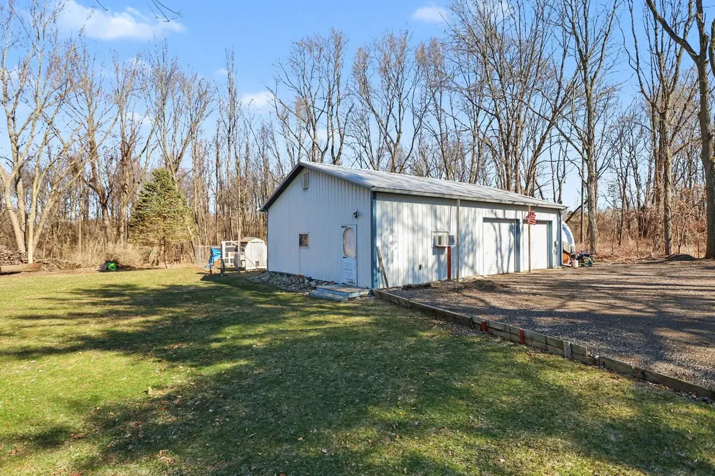 4827 W Paradise Road W Leroy Township MI 49015