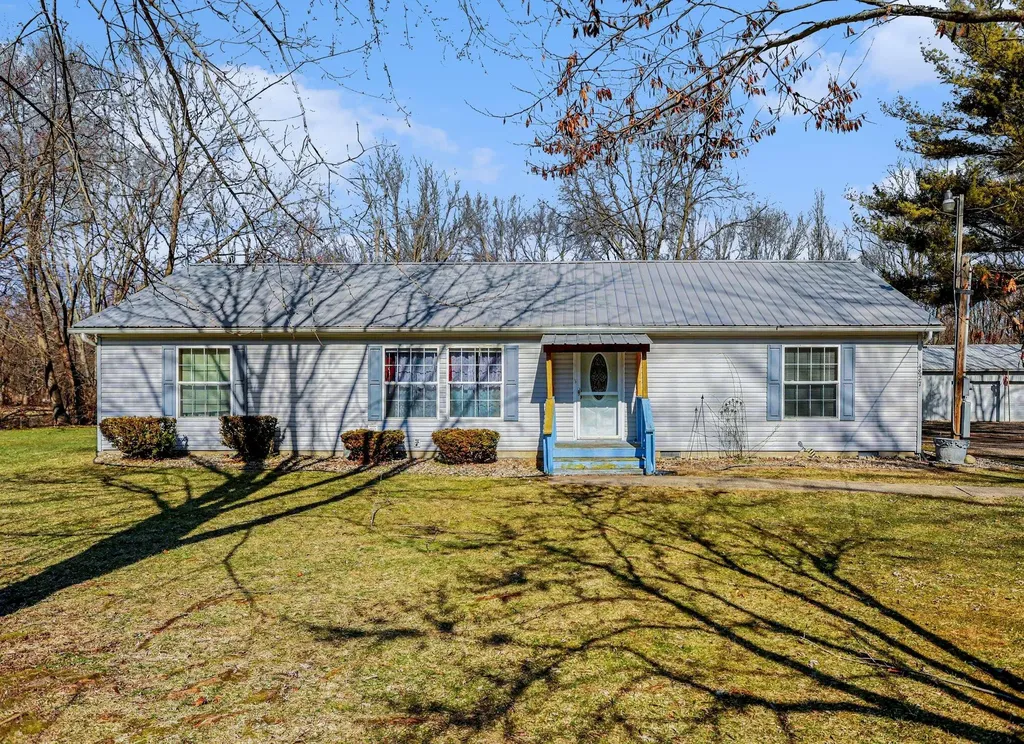 4827 W Paradise Road W Leroy Township MI 49015