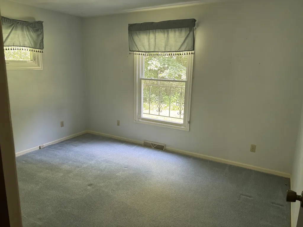 21421 Swafford Road Pennfield Charter Township MI 49017