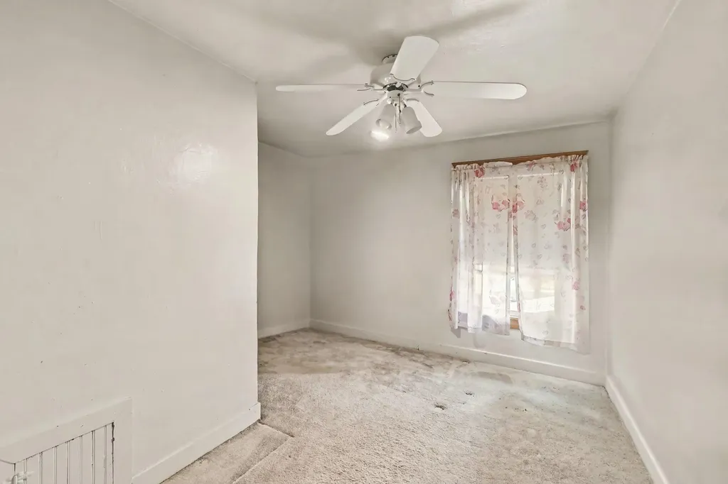 815 N Francis Avenue Lansing City MI 48912