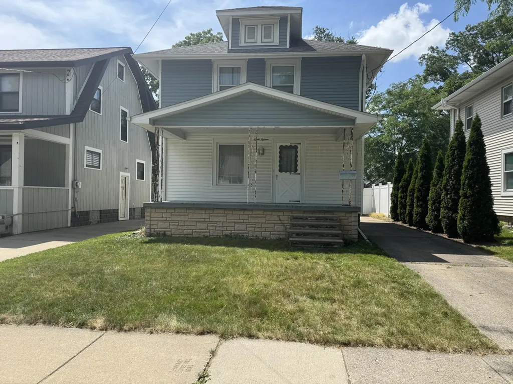815 N Francis Avenue Lansing City MI 48912