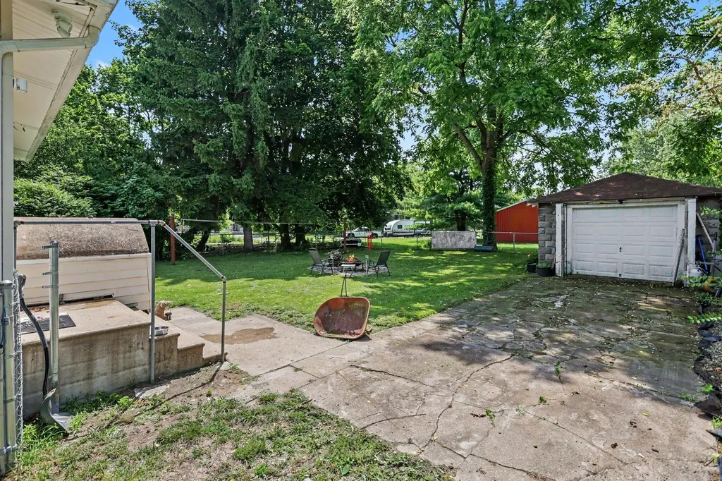 320 Vass Avenue Emmett Charter Township MI 49014