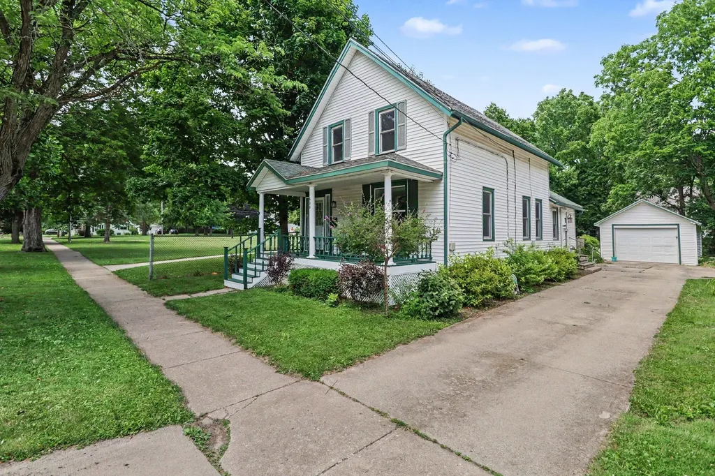 620 W Mansion Street Marshall City MI 49068