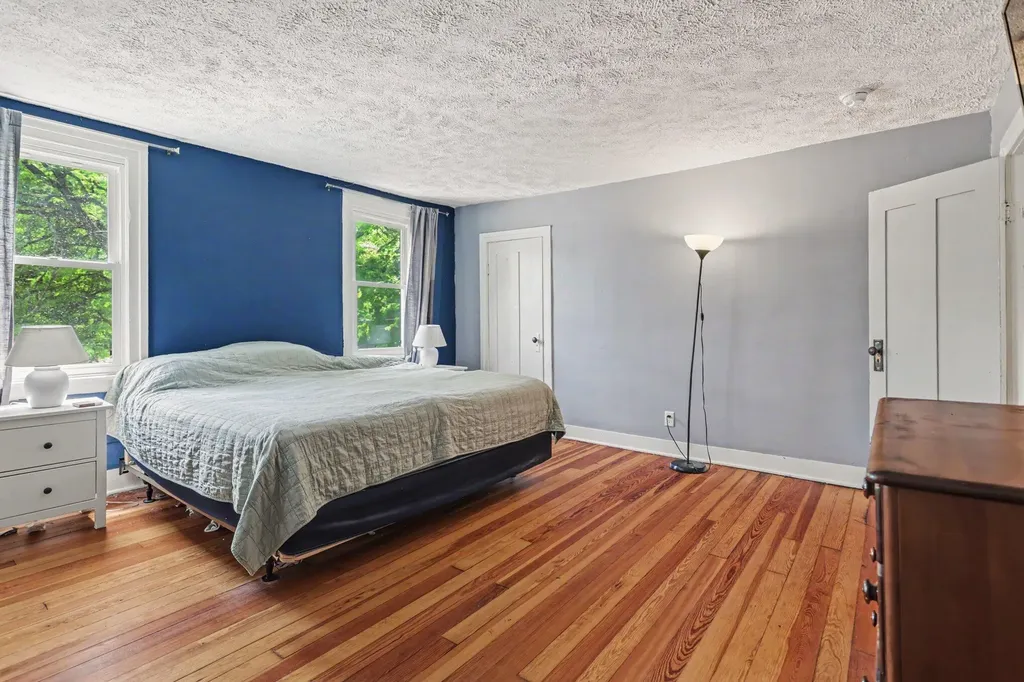 620 W Mansion Street Marshall City MI 49068