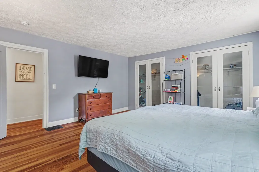 620 W Mansion Street Marshall City MI 49068