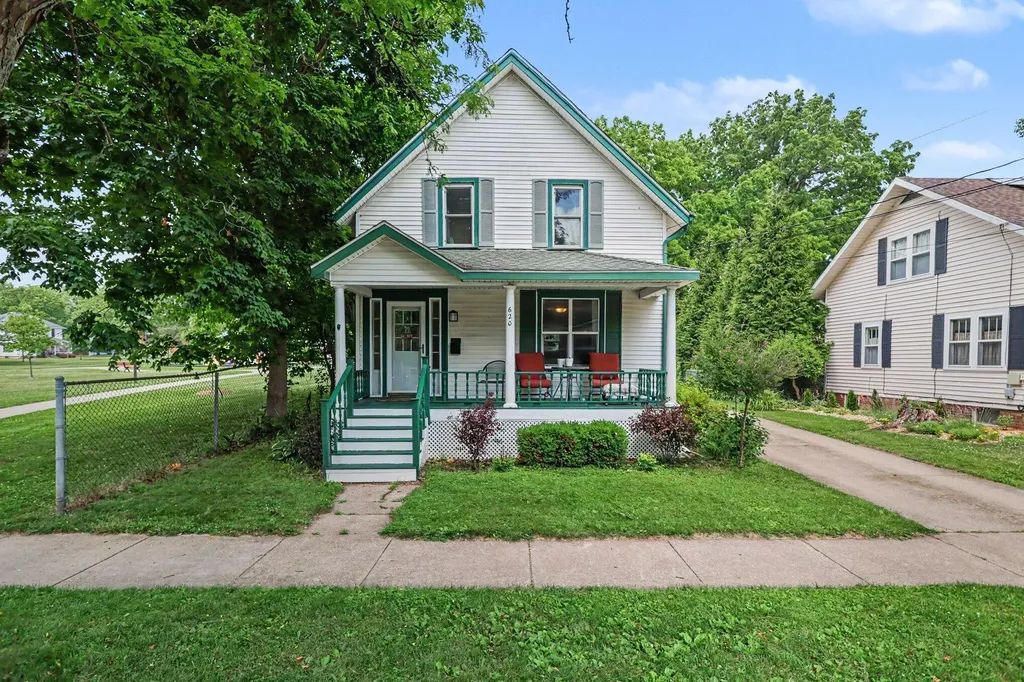 620 W Mansion Street Marshall City MI 49068
