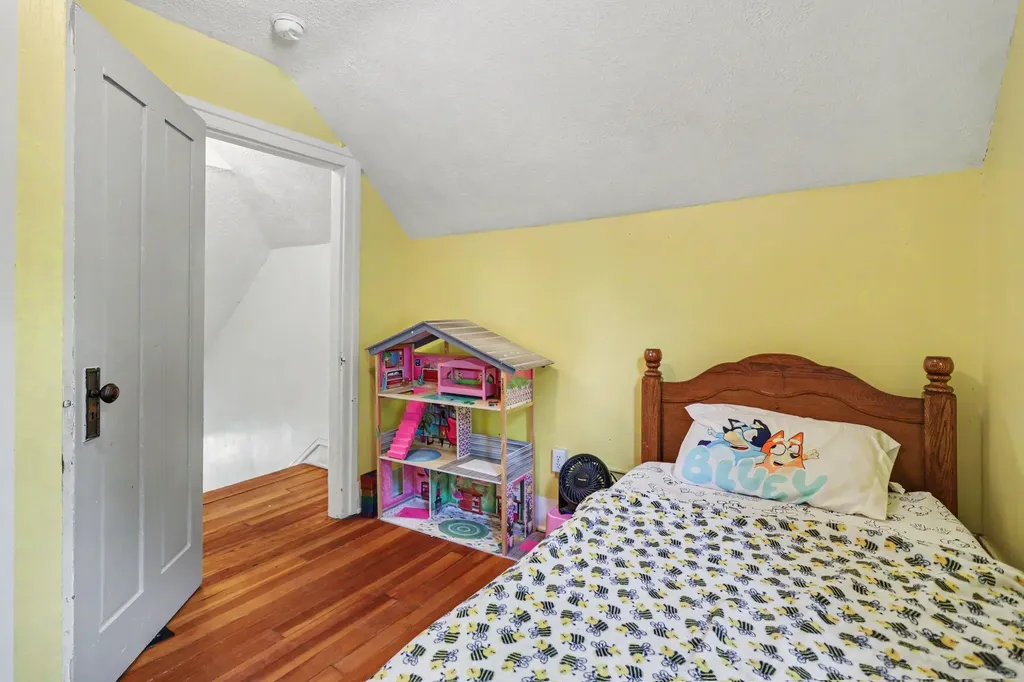 620 W Mansion Street Marshall City MI 49068