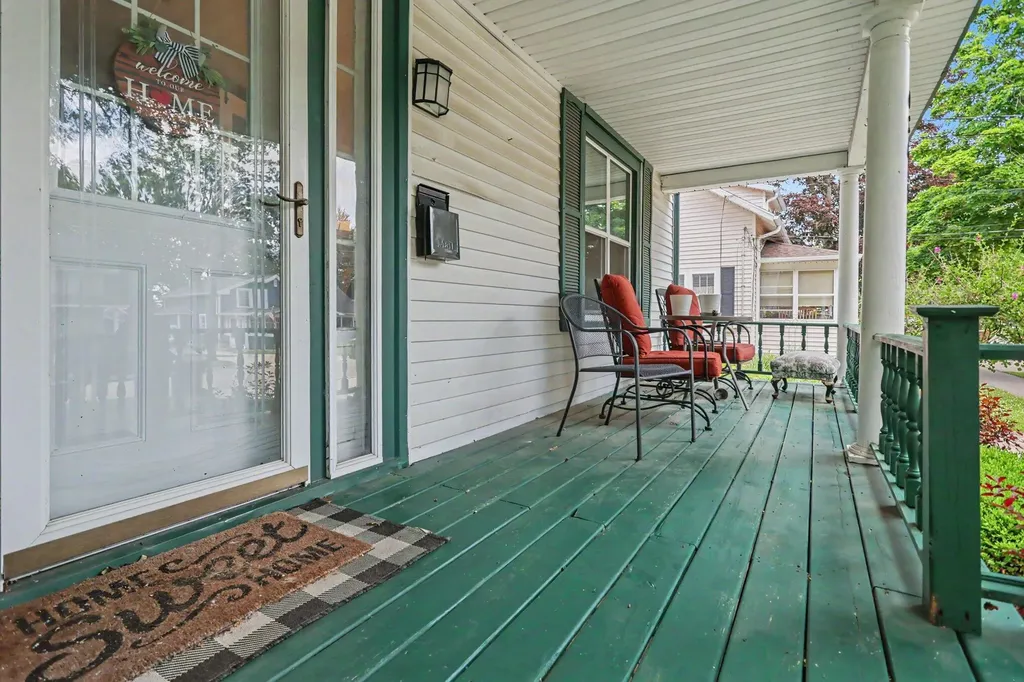 620 W Mansion Street Marshall City MI 49068