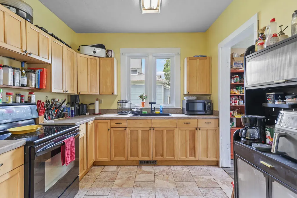 114 W Leigh Street Homer Village MI 49245