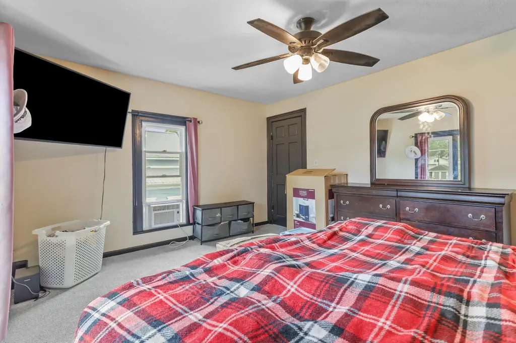 114 W Leigh Street Homer Village MI 49245