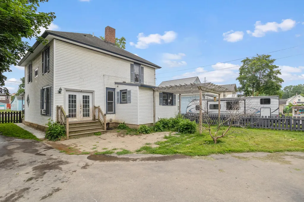 114 W Leigh Street Homer Village MI 49245