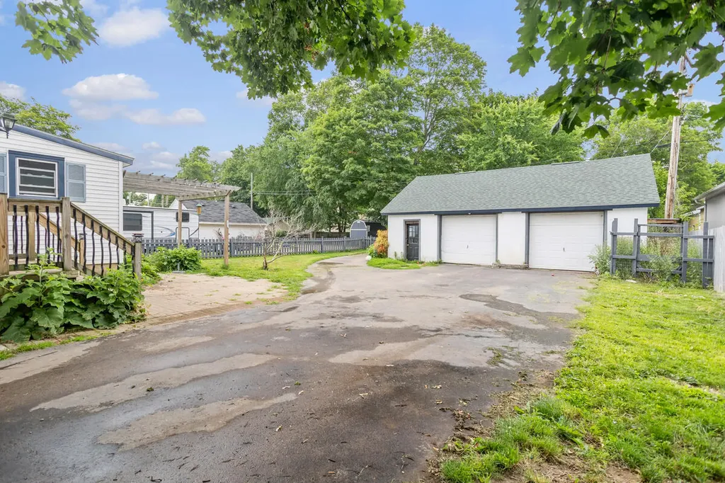 114 W Leigh Street Homer Village MI 49245