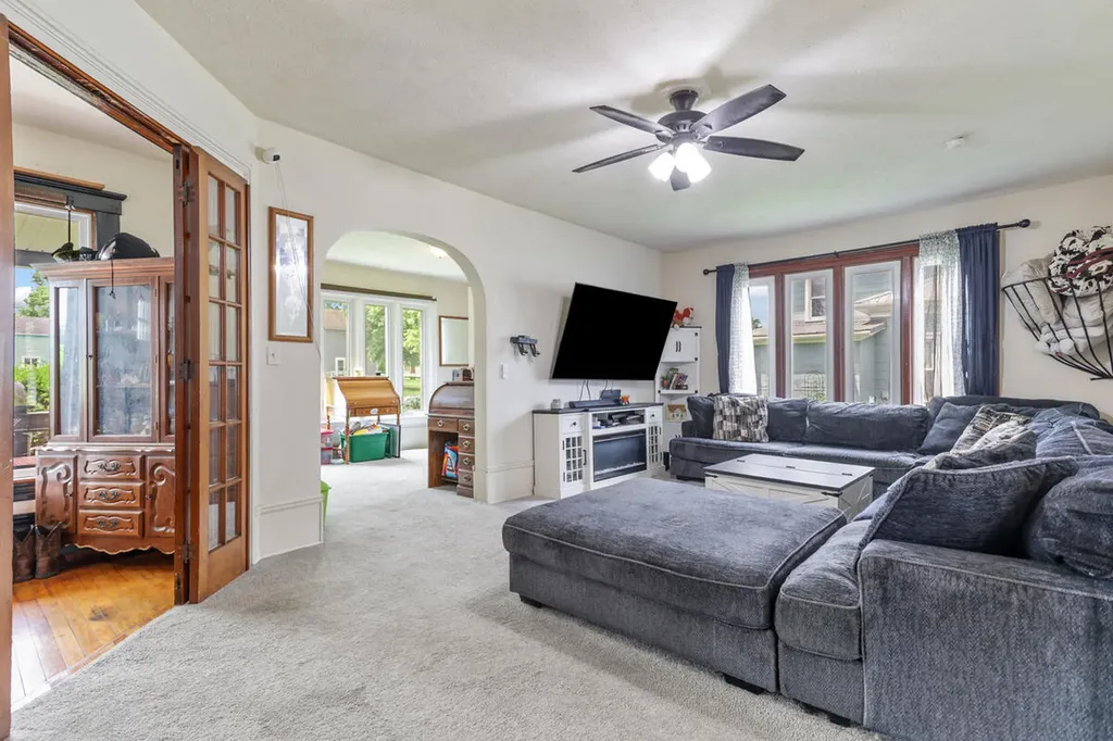 114 W Leigh Street Homer Village MI 49245
