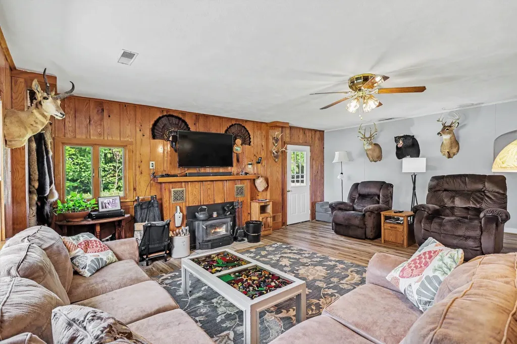 4182 Bristol Oaks Street Johnstown Township MI 49050