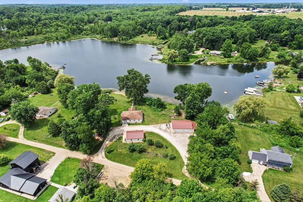 4182 Bristol Oaks Street Johnstown Township MI 49050