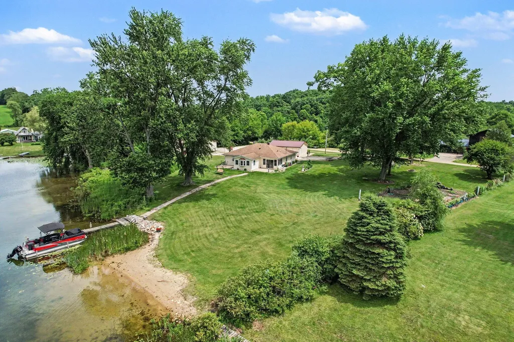 4182 Bristol Oaks Street Johnstown Township MI 49050